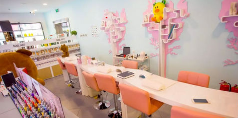 唯拾壹|生意火爆的美妝店都在賣什么？只賣產(chǎn)品你就輸了！