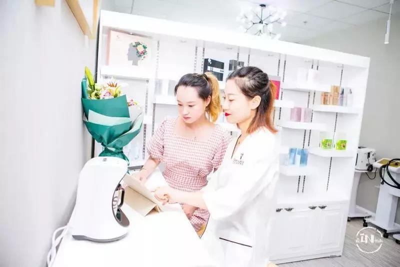 開皮膚管理店需要什么證件？