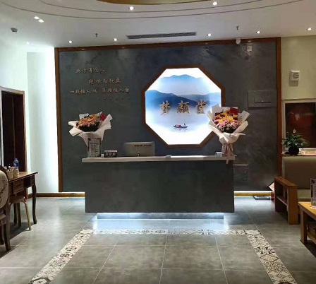 中小型美容院加盟店賺錢(qián)嗎？