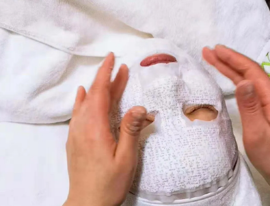 做木乃伊煥膚管理，瘦臉美白還能比同齡人小5~8歲