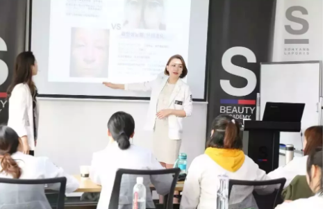 美容院員工有以下幾點行為千萬不能留！