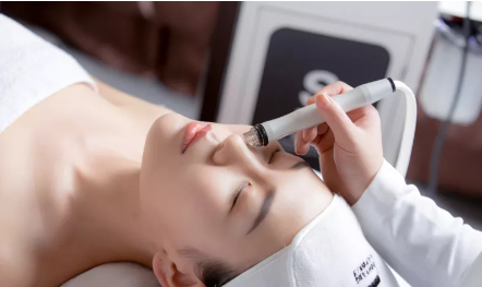 做好這兩項(xiàng)皮膚管理也能讓你的皮膚好到發(fā)光