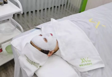做木乃伊煥膚管理，瘦臉美白還能比同齡人小5~8歲