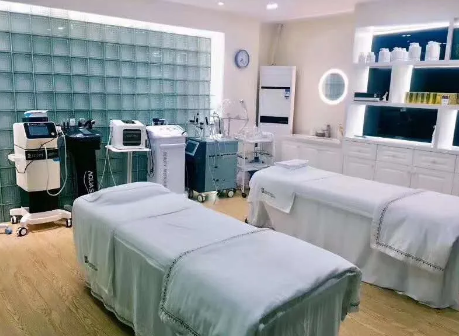 美容院簡(jiǎn)約裝修風(fēng)格的基本特點(diǎn)