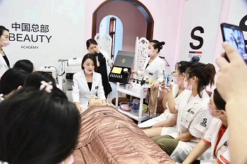 美容院該怎么處理沒有顧客的時間？