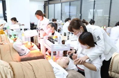 皮膚管理中為什么要照LED光譜儀？好處太多了！