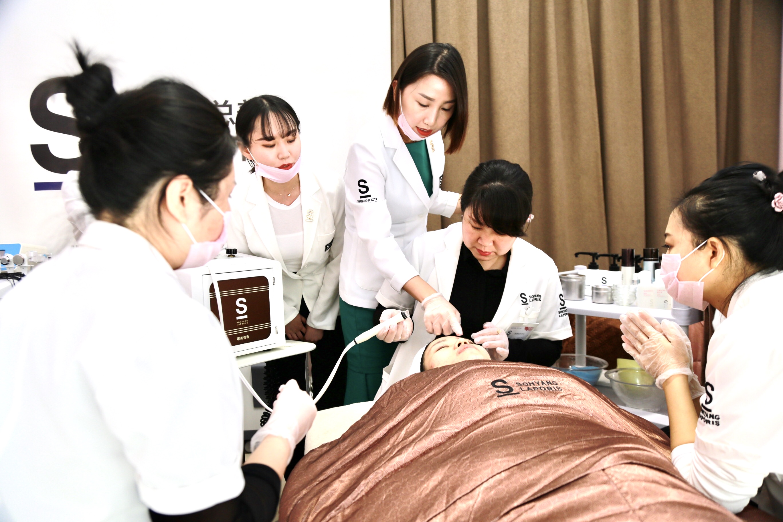 項(xiàng)目缺乏競(jìng)爭(zhēng)力？美容院門店項(xiàng)目翻新很重要！