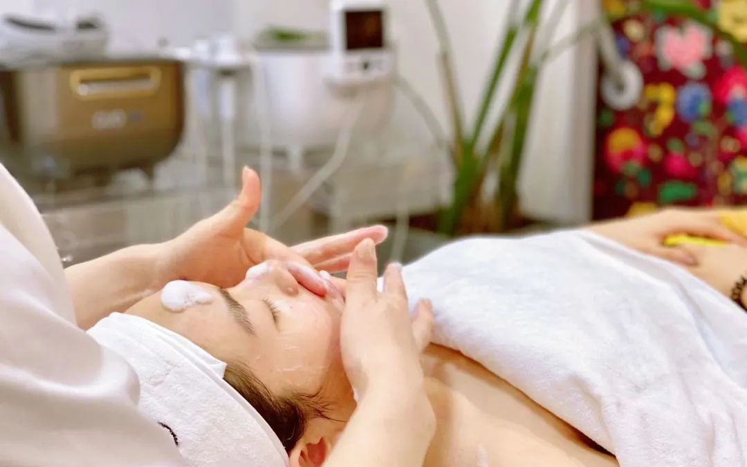 如何掌握流量密碼？抓住消費(fèi)風(fēng)向，美業(yè)營銷解析！