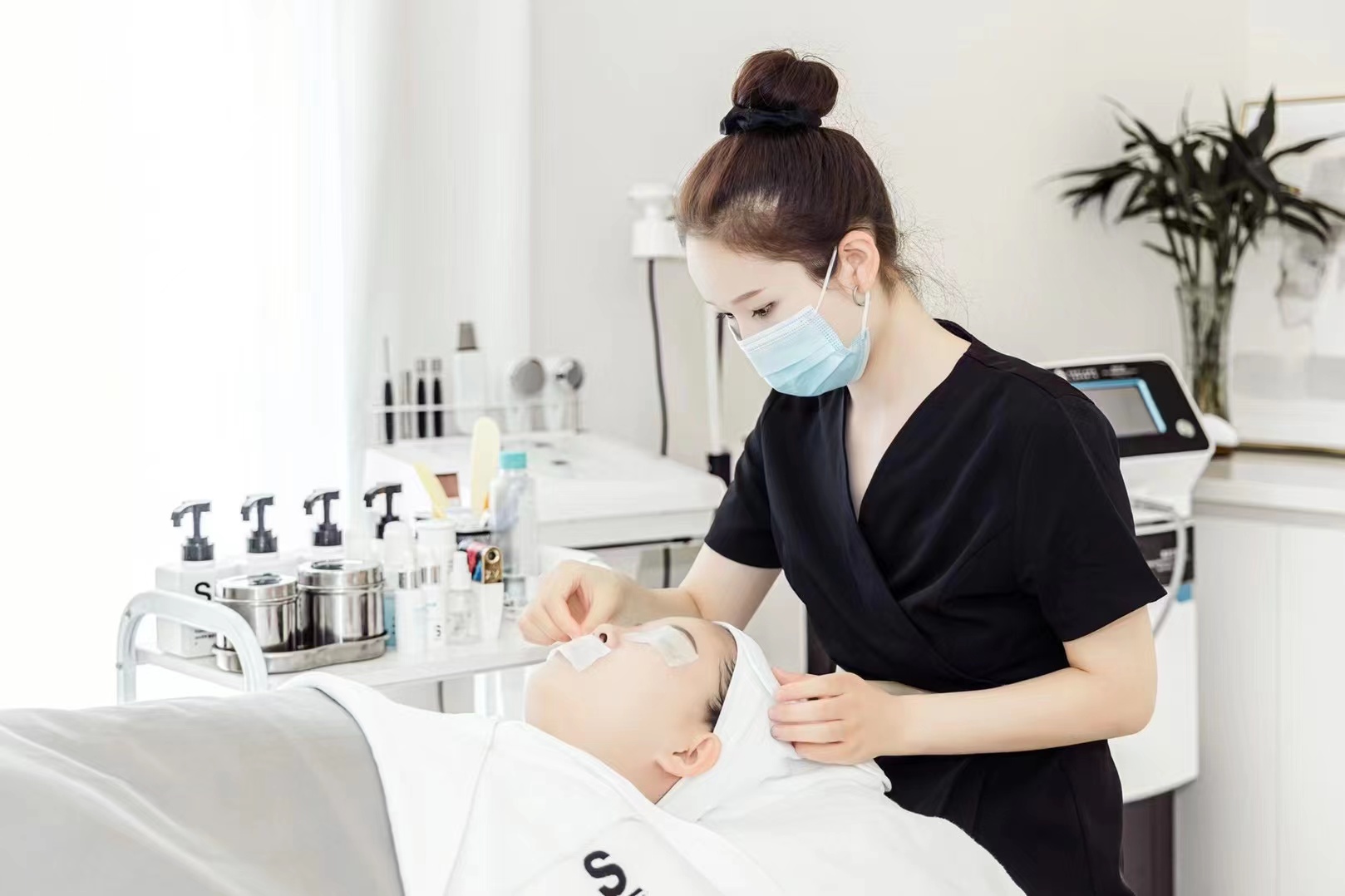 開店案例 | 從月入過萬到幾十萬，她只做了一件事！